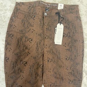 Fashion to Figure snakeskin denim jeans. Size 18